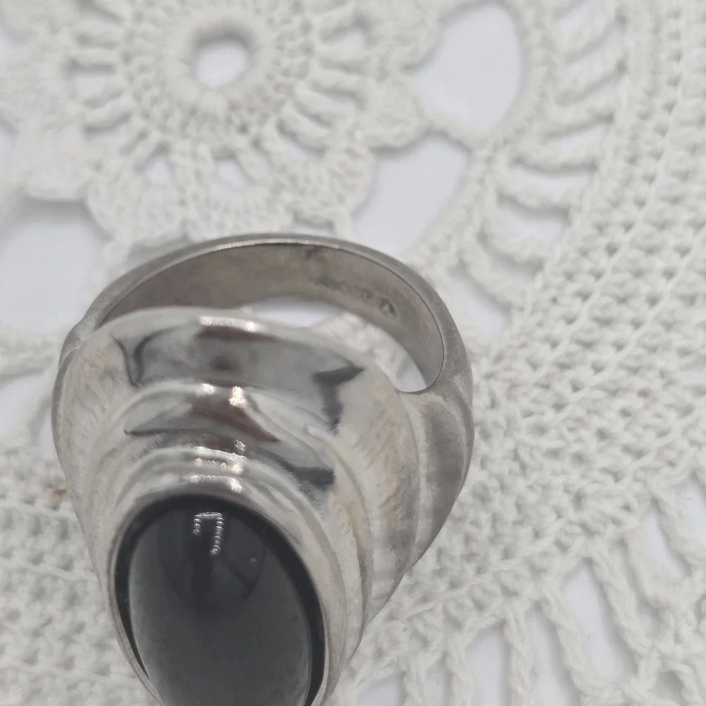 Vintage Ring Large Statement Oval Domed Pyramid Black Silver 18KGE